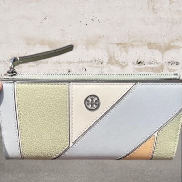 Tory Burch NWOT Robinson Color Block Leather Zip Slim Wallet - Picture 1 of 8